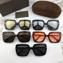 Модные солнцезащитные очки UV400 для женщин